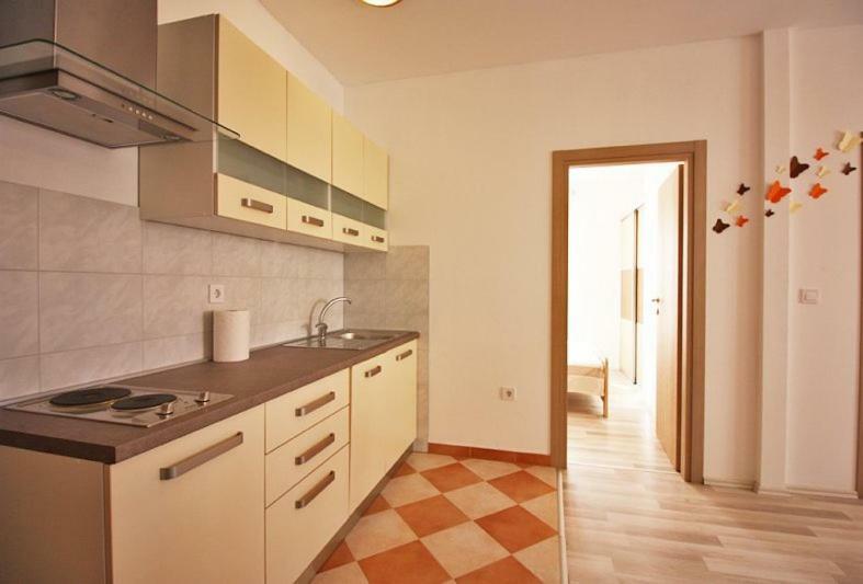 Apartman Petra Lägenhet Fažana Exteriör bild