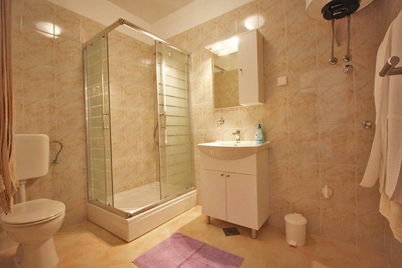 Apartman Petra Lägenhet Fažana Exteriör bild